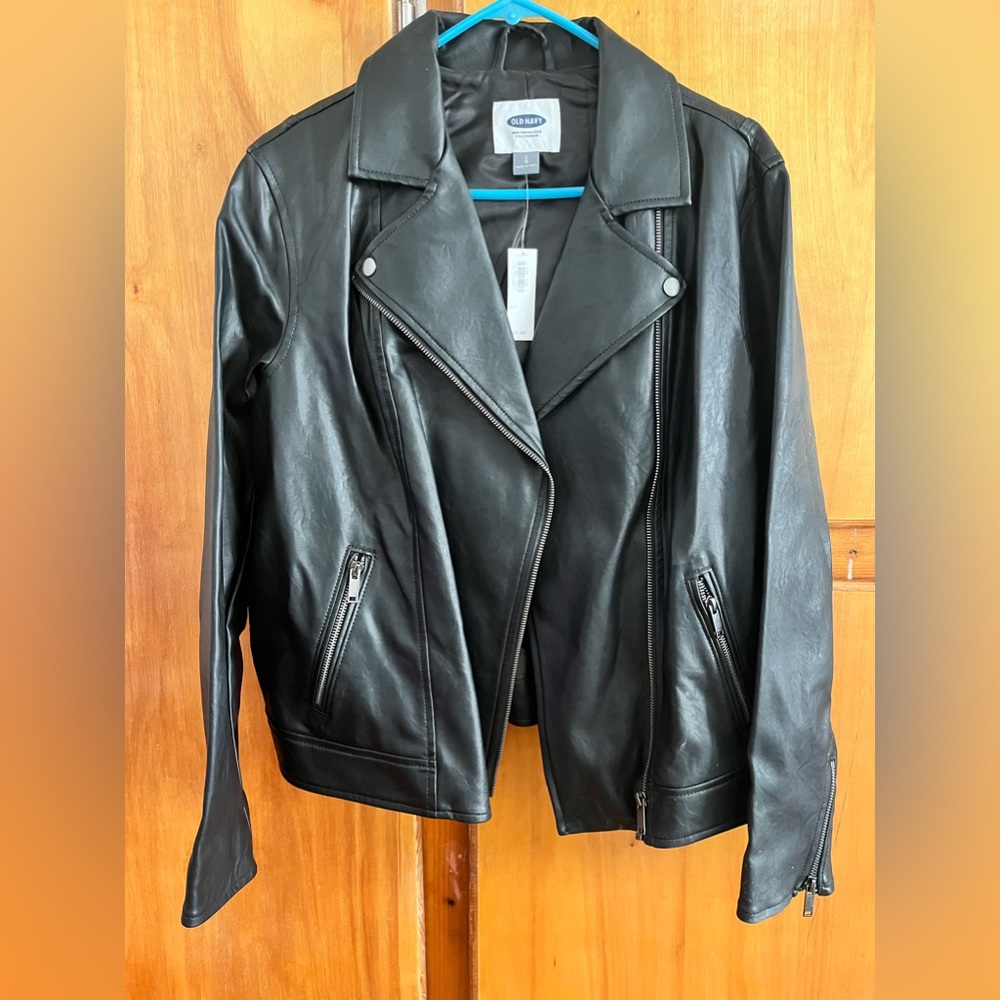 OLD-NAVY SIZE LARGE NEW WITH TAG